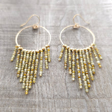 Load image into Gallery viewer, GF Vadoma Earrings &lt; Garnet &gt; M