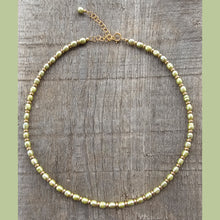 Load image into Gallery viewer, GF Light Green Freshwater Pearl Choker