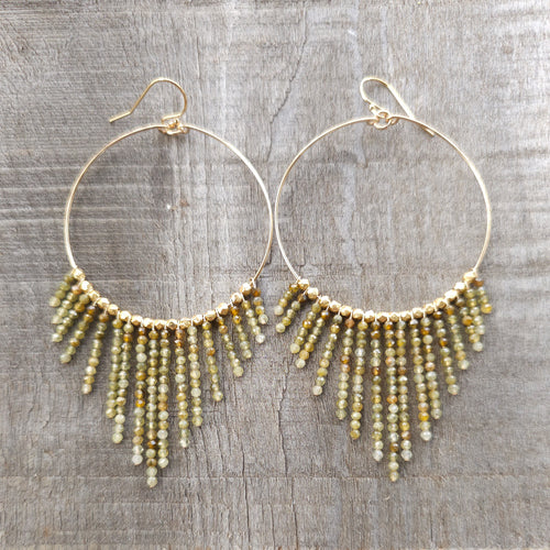 GF Vadoma Earrings < Garnet > L