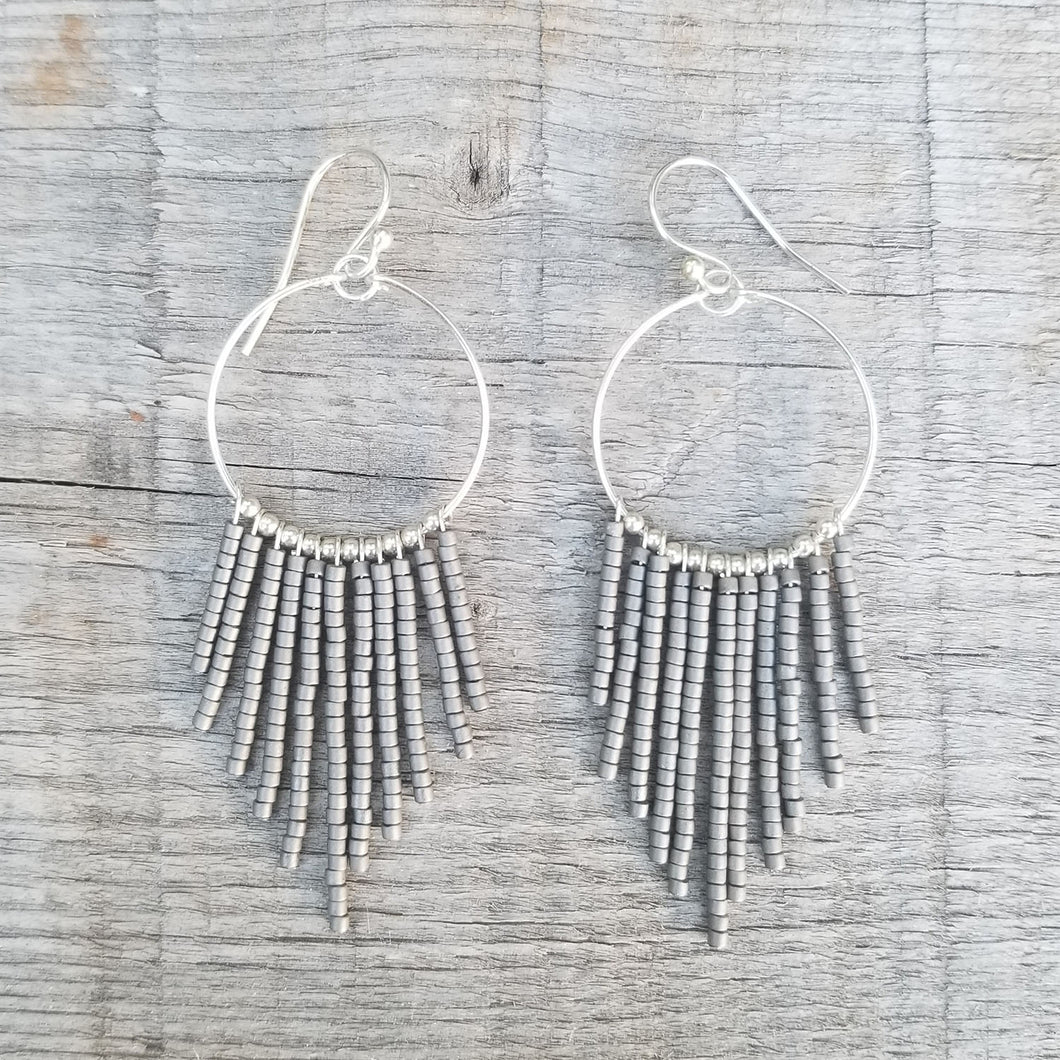 SS Roma Earrings < grey > M